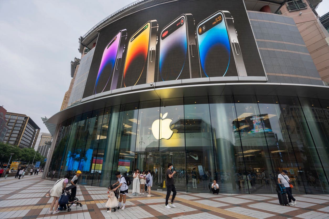 Apple Can’t Save This Tech Rally